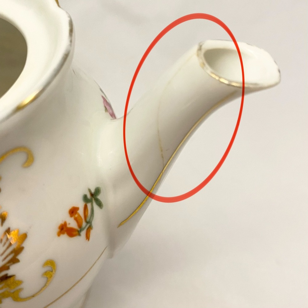 Elegant Floral Porcelain Teapot with Rose Lid - Picture 6 of 6
